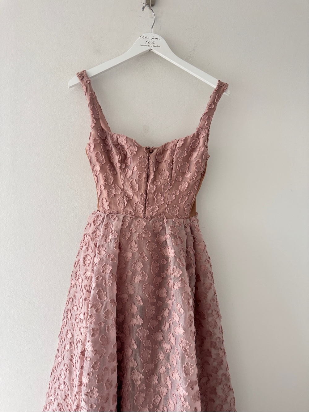 HOUSE OF CB Lovely Rose Midi Dress - Picture 5 of 7